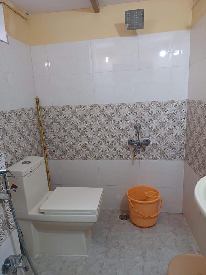 Ferienwohnung 3 Bhk Non-Ac For 4 To 10 Guests For Families Hyderabad Exterior foto