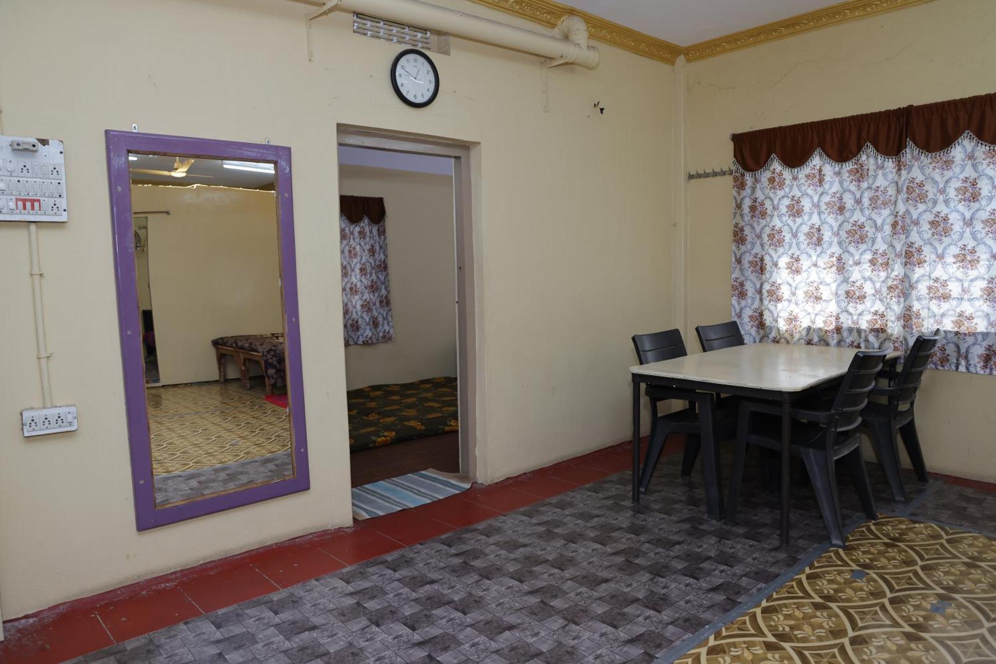 Ferienwohnung 3 Bhk Non-Ac For 4 To 10 Guests For Families Hyderabad Exterior foto